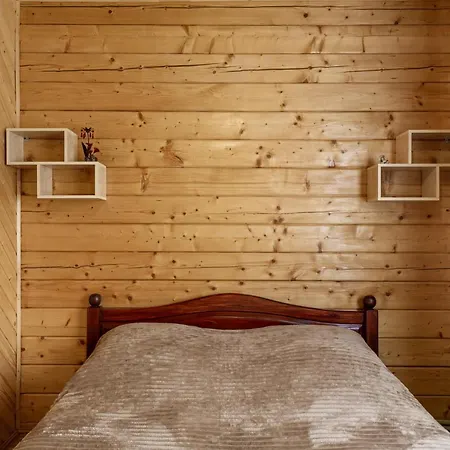 гостинний двір карпатія, Domek letniskowy *