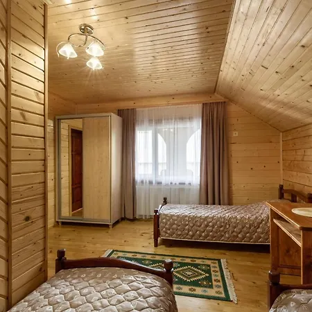 гостинний двір карпатія,