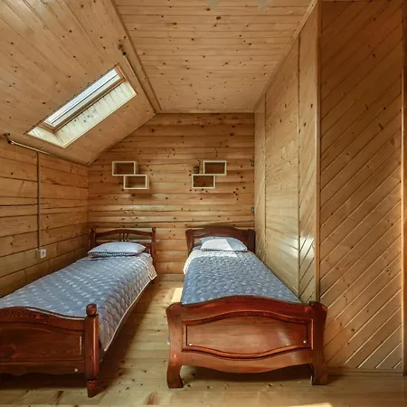 Lodge гостинний двір карпатія, Verkhovyna