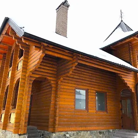 гостинний двір карпатія,