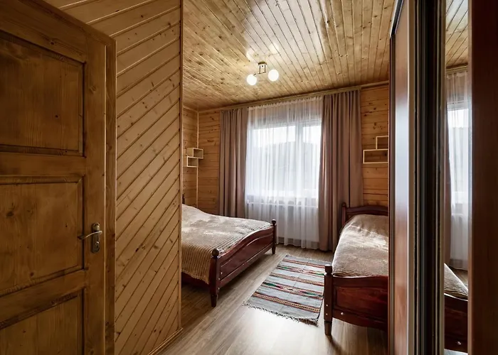 гостинний двір карпатія, Orman Evi *