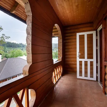 гостинний двір карпатія, Hytte