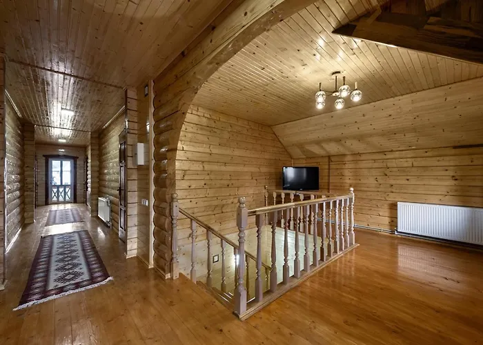 гостинний двір карпатія, Lodge *