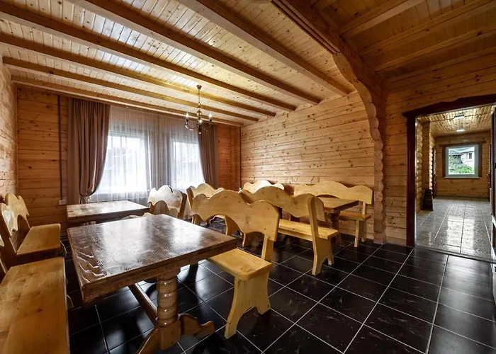 гостинний двір карпатія, Lodge Verkhovyna